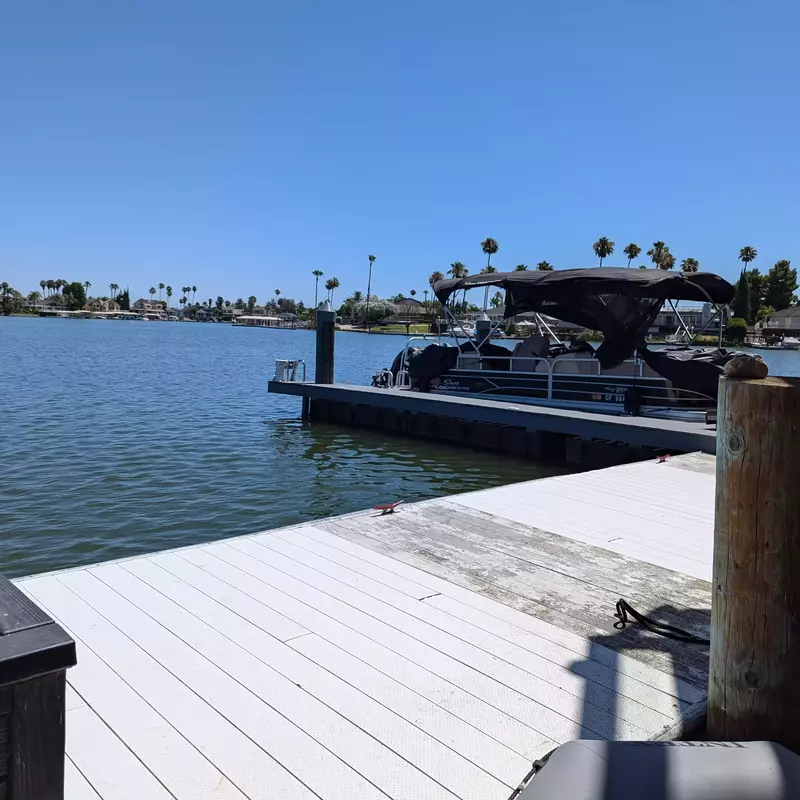 Dock Guest Parking