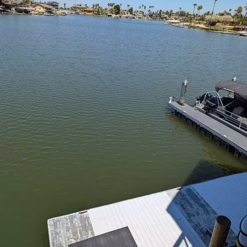 Guest DOck parking 2
