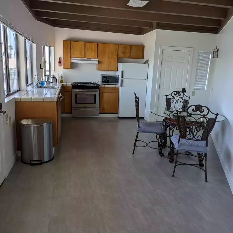 Kitchen 3