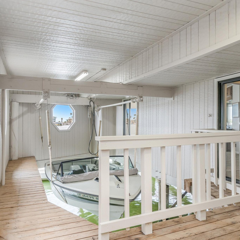 Boat Lift 3